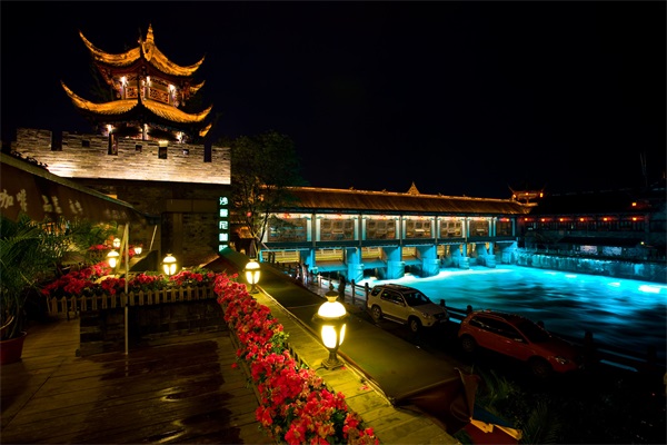 景區(qū)夜景燈光照明